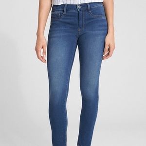 GAP Knit Favorite Jegging